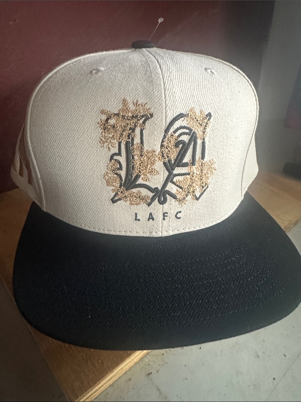 LAFC Los Angeles Football club off white snapback hat new cap soccer